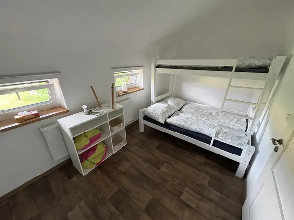 Apartmán 2 – dětský pokoj s patrovou postelí